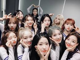 Loona ot12 lockscreens wallpaper | fotos, tela de bloqueio. ì´ë‹¬ì˜ ì†Œë…€ Loopd On Twitter Kpop Girl Groups Kpop Girls Korean Girl Groups