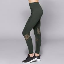 Personally, i'm more of a charlotte, in this sense—at night, i like to study my pores up close and personal in a magnifying mirror. Women Sports Wear Sexy Leggings Photo Plus Size Camel Toe Yoga Leggings Buy Yoga Leggings Camel Toe Leggings Sexy Photo Leggings Product On Alibaba Com