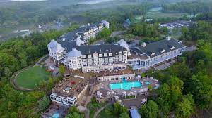 Jw marriott the rosseau muskoka resort. J W Marriott The Rosseau Muskoka Resort Spa The Grand Tour Lxry Magazine Canadian Luxury Magazine
