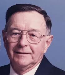 Robert Lusty's Instagram, Twitter & Facebook