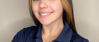 Maria Longoria's Instagram, Twitter & Facebook