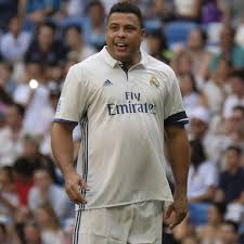Born 5 february 1985) is a portuguese professional footballer who plays as a forward for serie a club. Schockierende Bilder So Dick Ist Ronaldo Geworden Eurosport