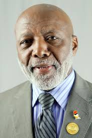 Pittsfield School Committee picks Curtis for superintendent; Powell quits  panel in protest