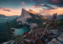 The rocky mountain development centre is nestled at the foot of the vancouver's north shore mountains, home to some of the world's most diverse and rugged terrain. Abends In Den Rocky Mountains Erwachsenenpuzzle Puzzle Produkte Abends In Den Rocky Mountains