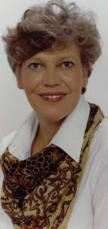 Vicki Eskridge's Instagram, Twitter & Facebook