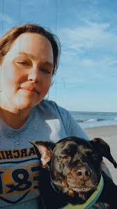 Kerry Small's Instagram, Twitter & Facebook