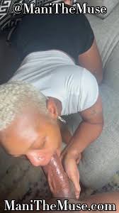 Free Living Room Sloppy Head (GIANT FACIAL) Porn Video - Ebony 8