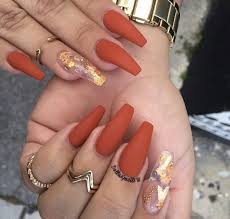 Manis that'll make you go 😍. 38 Stylish Fall Nail Designs And Colors You Ll Love Fall Acrylic Nails Orange Nails Luxury Nails