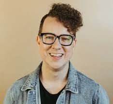 Adam Dry's Instagram, Twitter & Facebook