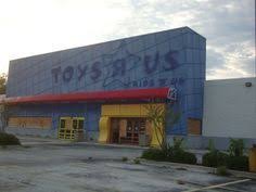 Abandoned Toys R Us Stores Are Kind Of A Thing Now Abandoned Abandoned Malls Abandoned Places