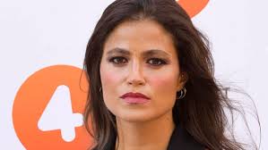 Giornalista (@ilfattoquotidianoit) e conduttrice tv @staseraitalia weekend. Veronica Gentili Biografia E Vita Biografieonline