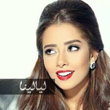 صورة بلقيس فتحي تتلقى هدية غريبة من معجبة stylish hijab gowns dresses hair styles
