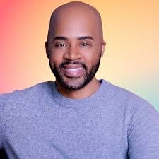 Devon Walsh's Instagram, Twitter & Facebook