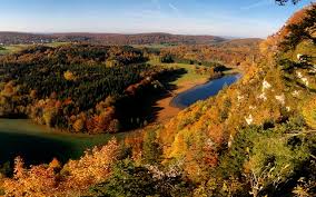The following 6 files are in this category, out of 6 total. Foto Frankrike Host Natur Skogar Arstiderna