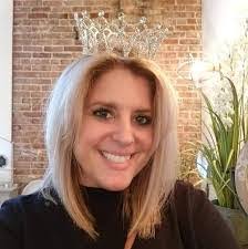 Sheila Deboard's Instagram, Twitter & Facebook