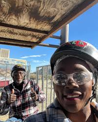 Yolanda Stowe's Instagram, Twitter & Facebook