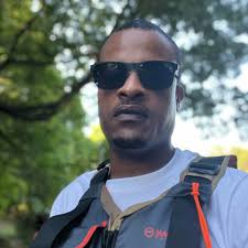 Moms are really our biggest fans 😂 so wholesome. [via IG: @/mylestharris  @/deangelodbyrd]