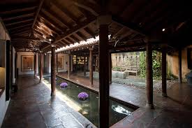 Geoffrey Bawa S Formal Office Now The Gallery Cafe Colombo Gallery Cafe Village House Design Architecture