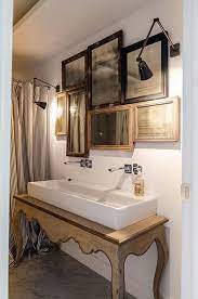 Quando Lo Specchio In Bagno Diventa Protagonista Arredamento Bagno Rustico Specchi Bagno Arredamento Bagno