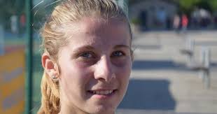 14 ans filles. Bouyssou confirme son statut