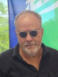 Should Tom, a pioneering member of the Pinellas County community, be  honored in some way?