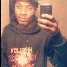 2 days ago · fetty wap's eye accident revisited when fetty wap first made his debut, people had theories about how he lost his eye. Lina On Twitter Ogmigokash Fetty Wap Back When He Used To Wear Contacts In His Glass Eye Http T Co T0d6rrmeoo Still Bae