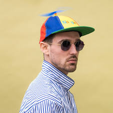 Stream EX-AEQUO music