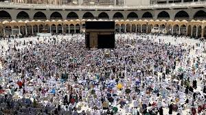 Ibadah haji dan umrah adalah suatu ibadah yang dikerjakan berikut perbedaan haji dan umroh: Perbedaan Haji Dan Umrah Hukum Rukun Waktu Ibadah
