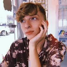 Wesley Dutton's Instagram, Twitter & Facebook