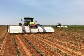 Useful in spraying insecticides, herbicides, foliar fertilizer and fungicides. Round Down John Deere Brings Machine Vision To Precision Agriculture Technology And Operations Management