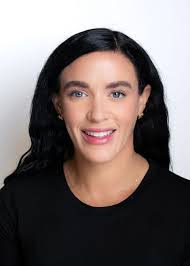 Rachel Maughan's Instagram, Twitter & Facebook