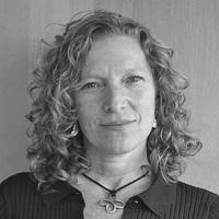 Almadelia Hernandez's Instagram, Twitter & Facebook