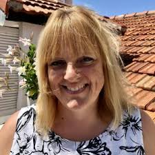 How can/do you make a difference through leadership?