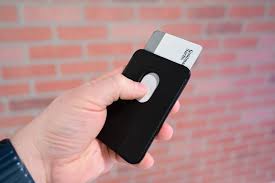 How to share cards from wallet. Apple S Magsafe Wallet Review Finally Solves The Unified Iphone And Wallet Issue Appleinsider