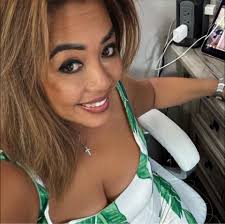 Congratulations to Dr. Jill Levenson! She was recently awarded the  Medallion Award for the Ellen Whiteside McDonnell School of Social Work for  her distinguished submission to the Communique  Newsletter!#bethevoiceofchange #learnreflectserve ...