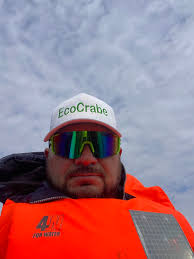 Welcome to EcoCrabe 👋 If you're here, boats, the sea, and doing things the  right way already matter to you 🔗 Visit our website to: • grab exclusive  EcoCrabe discounts • discover