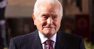 Giampiero boniperti, bandiera della juventus e presidente onorario, è morto all'età di 92 anni. Addio A Giampiero Boniperti L Ex Calciatore Ora Presidente Onorario Della Juve E Morto A 93 Anni Il Club Una Figura Indelebile Grazie Di Tutto Il Fatto Quotidiano
