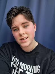 Jasper or Nick? ( : r/trans