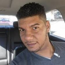 Listen to playlists featuring El solterito del sur