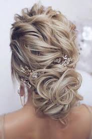 A collection of popular wedding hairstyles for 2018: 63 Mother Of The Bride Hairstyles Hair Styles Hair Style Ideas