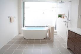 リヴァイ・アッカーマン (levi ackermann)は進撃の巨人に登場する架空の人物。 調査兵団の兵士長。人類最強の兵士として知られ、その実力は1人で1個旅団並の戦力とも噂される。 冷徹かつ無愛想。現実主義で口調も辛辣。 ãƒã‚¹ãƒ«ãƒ¼ãƒ  10131046811 ã®å†™çœŸç´ æ ã‚¤ãƒ©ã‚¹ãƒˆç´ æ ã‚¢ãƒžãƒŠã‚¤ãƒ¡ãƒ¼ã‚¸ã‚º