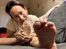 Kim Kisses Foot Goddess Nude OnlyFans Leak Picture Jqfu3rpH9v |  MasterFap.net