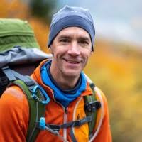 100+ perfiles de «Considine»