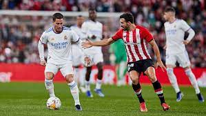 Real madrid extended their lead at the top of la liga to eight points with a brace . Q5xi4m4ujvwbnm
