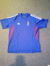 Caso não informe, a camisa virá lisa. Camisa Selecao Franca 2002 Roupa Esportiva Masculino Adidas Usado 25509202 Enjoei