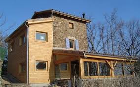 Tecknibois Charpentier Et Constructeur De Maisons Ossature Bois En Ardeche Maison Ossature Bois Constructeur Maison Maison Bois