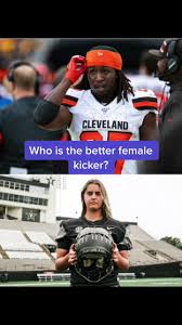 Kareem hunt is my idol #kareemhunt #sarahfuller #kicker #nfl #football  #nflmemes #vikings #browns #kick #ThisCouldBeUs #runningbacks #WordsOfWisdom