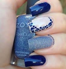 Moreover, if the spirits of patriotism and the love for vast oceans and seas can't dessert you, then its time to honor their presence in your life. 40 Blue Nail Art Ideas For Creative Juice