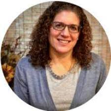 Lauren Gladstone's Instagram, Twitter & Facebook