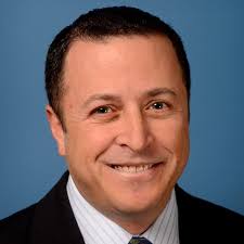 Padres fire radio broadcaster, replace him with football announcer